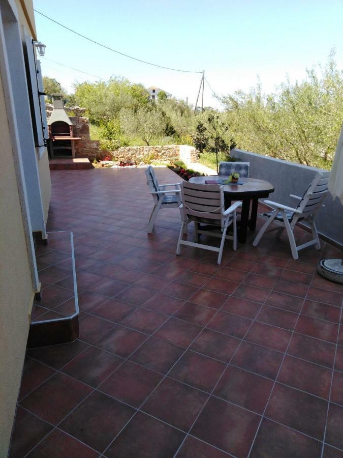 Long Island Olive Apartment Sali Esterno foto